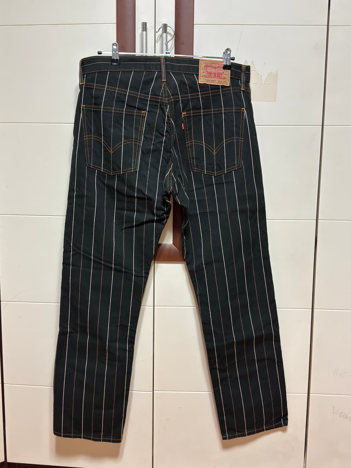 리바이스 505-60 블랙 스트라이프 코튼팬츠 상품이미지2