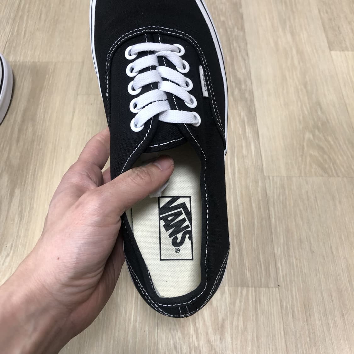 (260) 반스 VANS 어센틱 블랙 스니커즈 상품이미지9