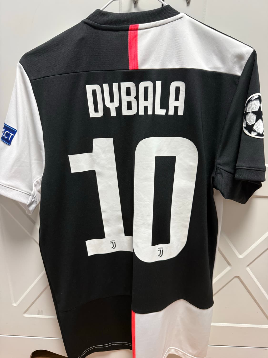 19-20 유벤투스 디발라 유니폼 상품이미지2