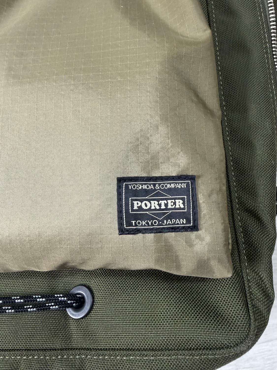 포터 오리지널 투웨이 토트백 L 카키 샌드컬러 새상품 상품이미지5