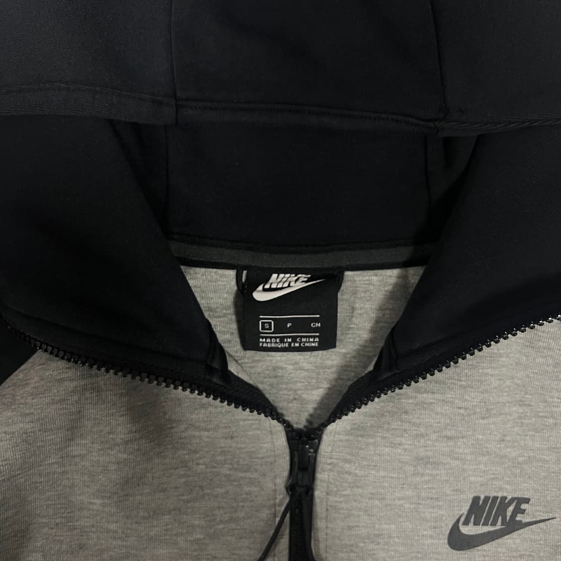 나이키 테크팩 후드집업 그레이/블랙 [해외 S, 국내 M] 상품이미지3