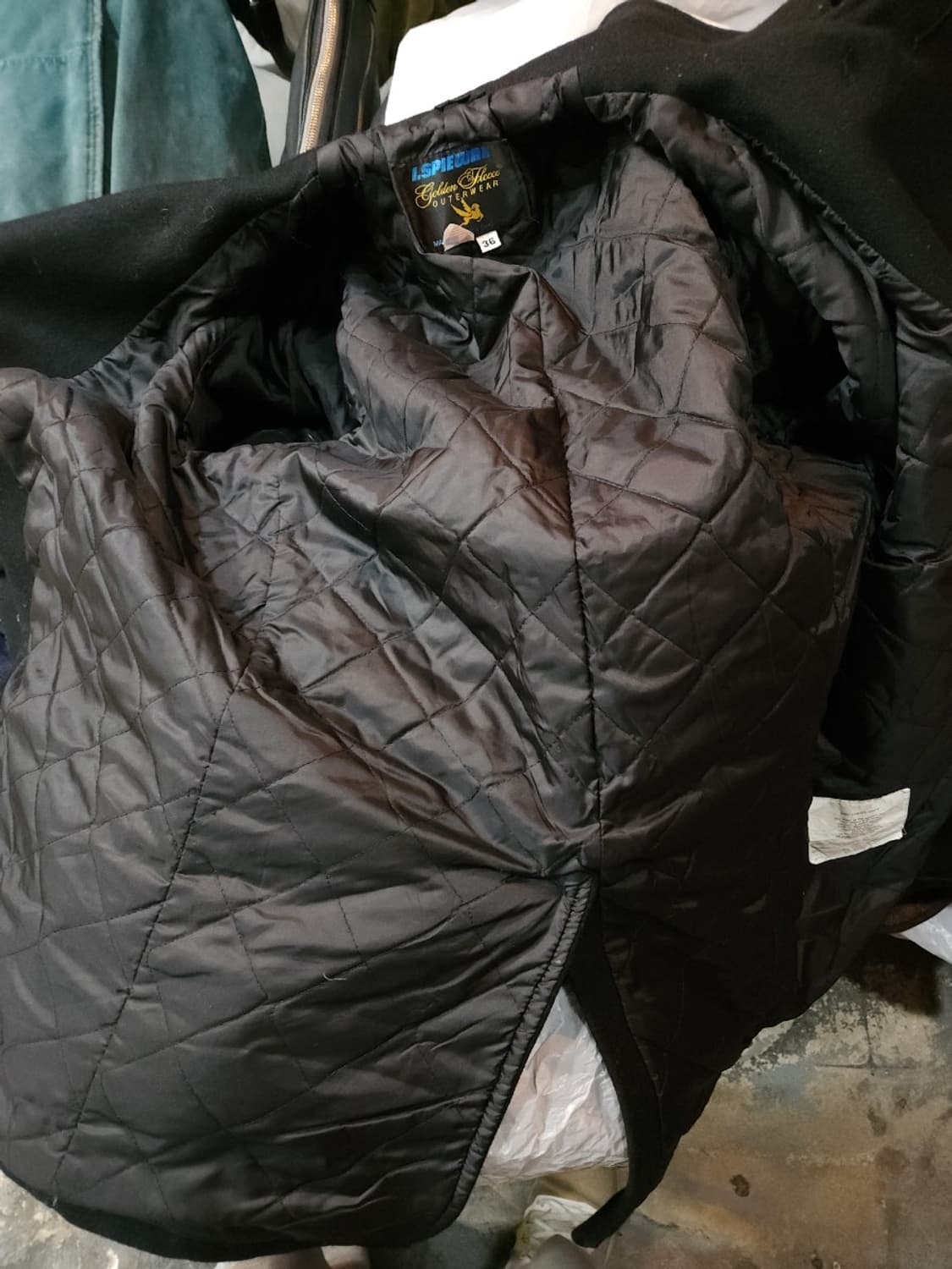 스피왁 골든플리스 울 피코트

 상품이미지6