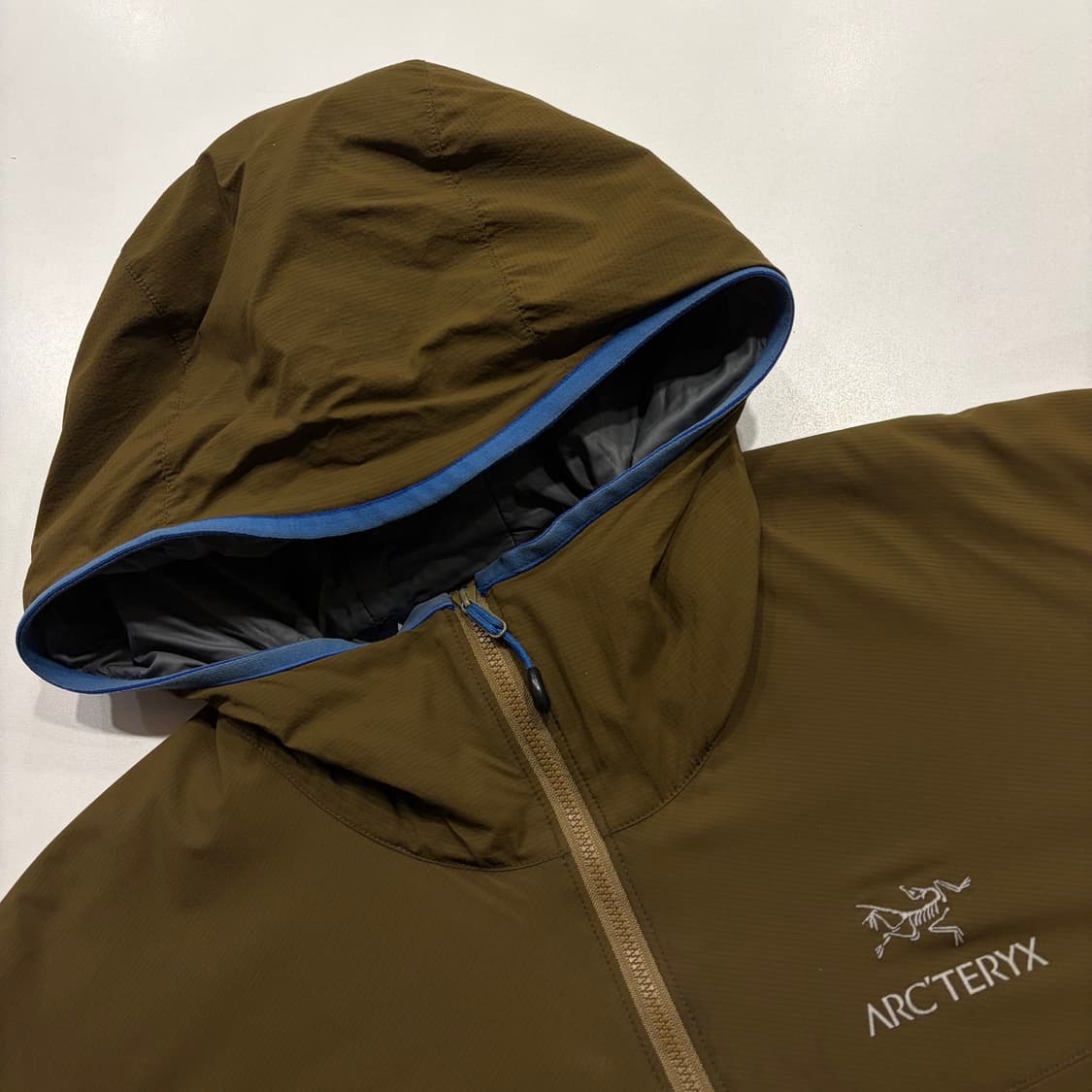 [L] 아크테릭스 구형 아톰 LT 후드 바람막이 브라운 B893 상품이미지3