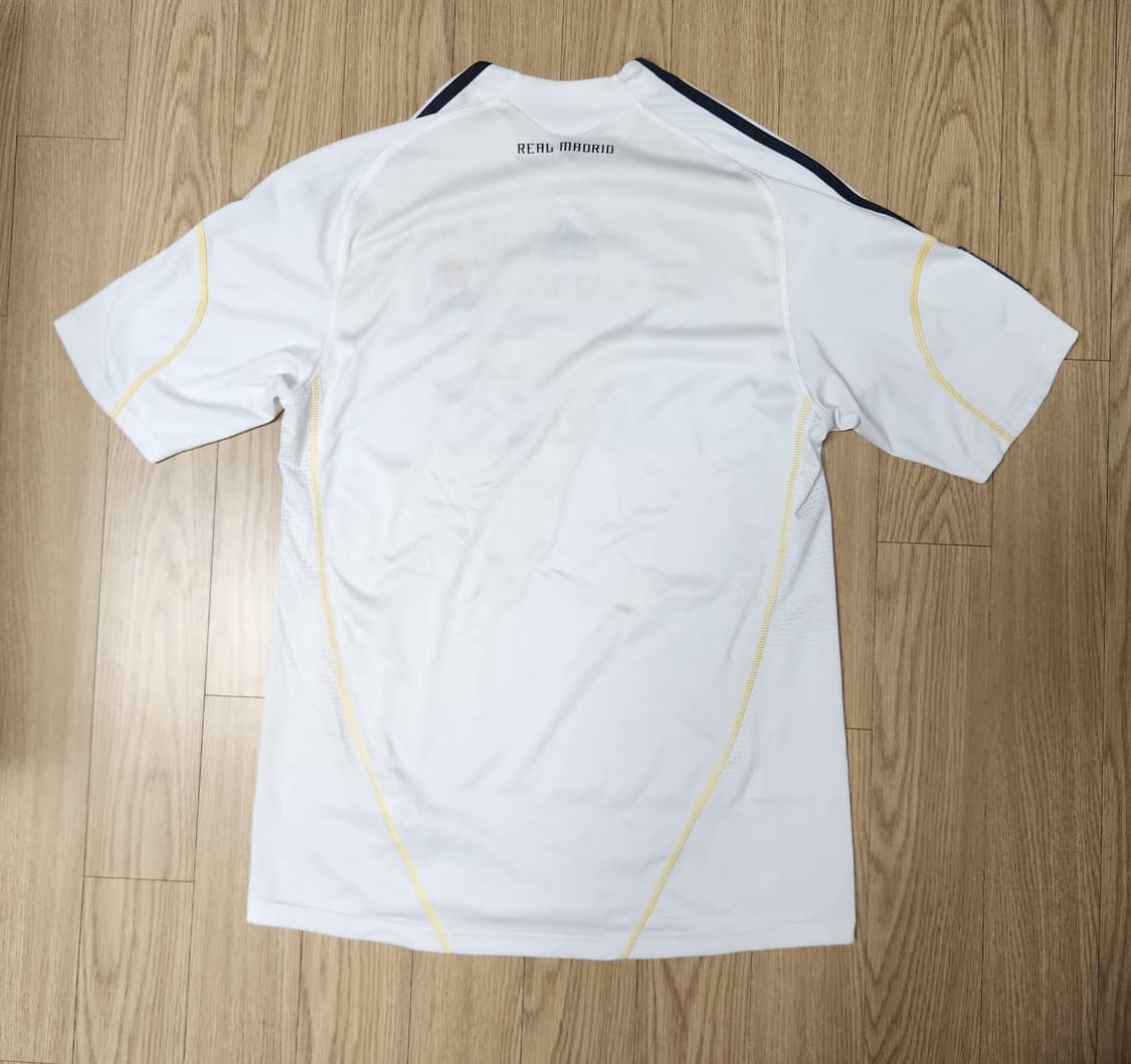 2009-2010 레알마드리드 홈 경기 유니폼 (E84352) 100 상품이미지2