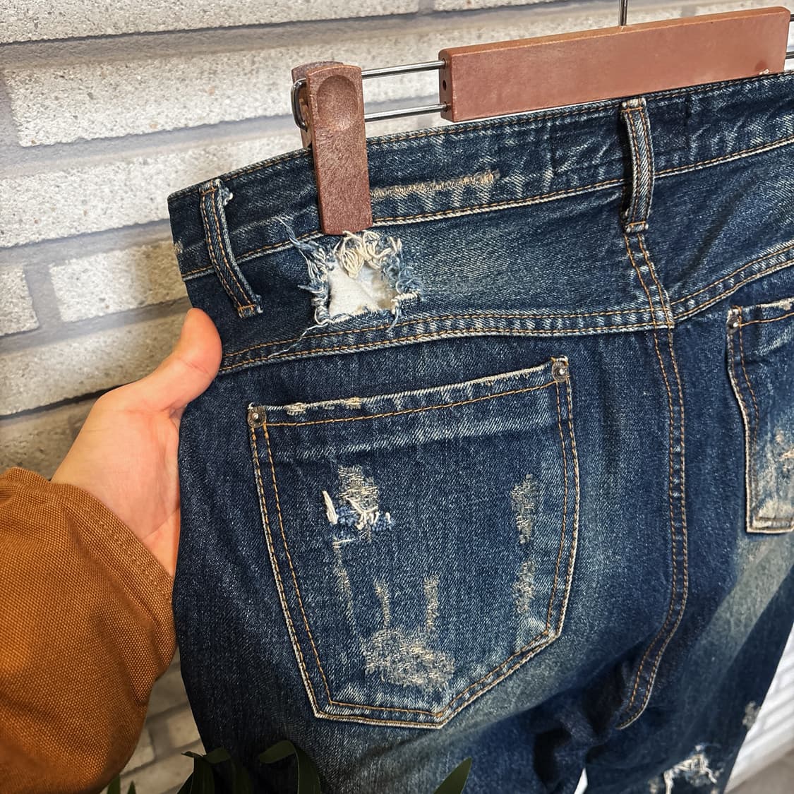 KANTURU JEANS 헤비 디스트로이드 데님 페이드 워싱 디테일 상품이미지7