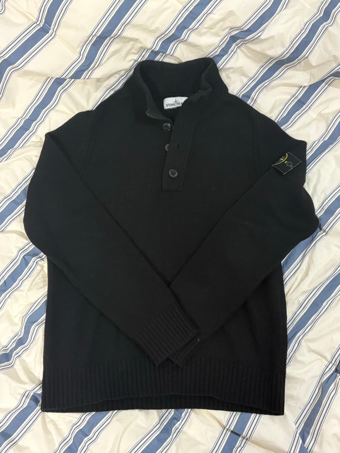 스톤아일랜드 반집업 니트 블랙  상품이미지1