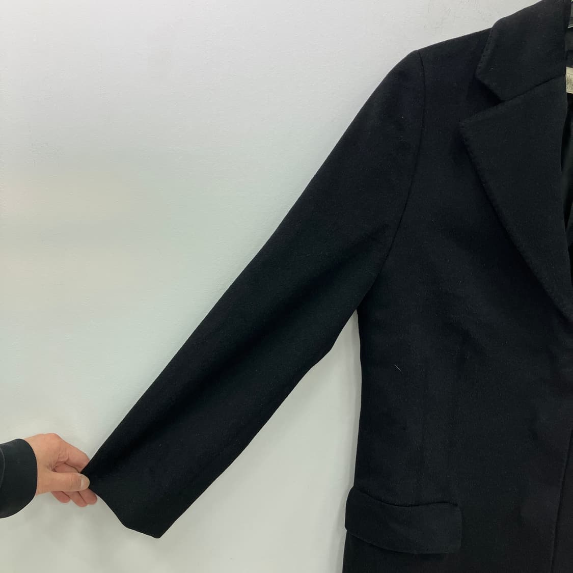 페라가모 블랙 울 알파카 히든 싱글 코트 42 상품이미지5