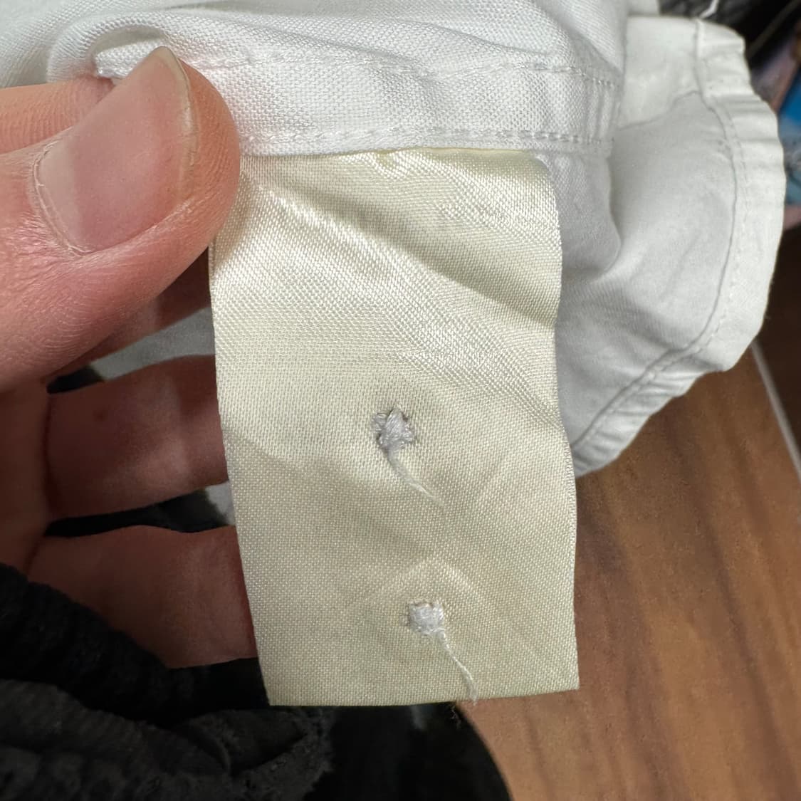 버버리 브릿 긴팔 셔츠 코튼 버튼업 원포켓 디테일 화이트 상품이미지7