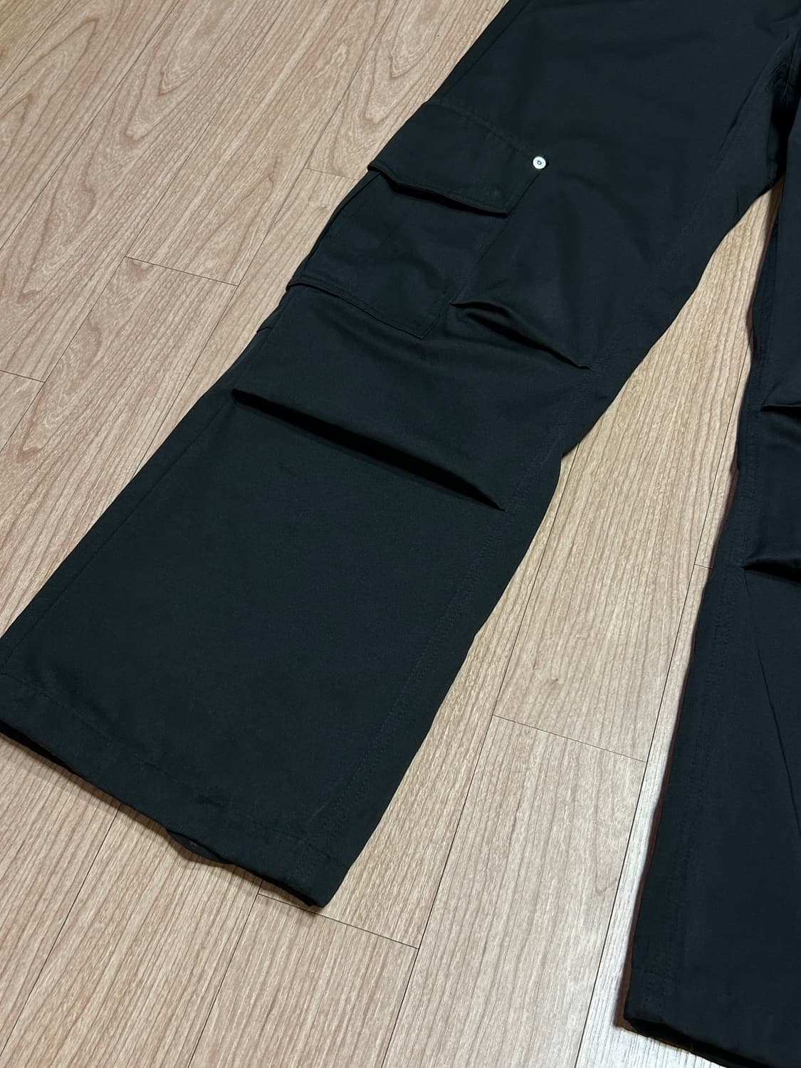 세터 와이드 카고 파라슈트 리벳 플레어 팬츠(S)더콜디스트모먼트인템포무드 상품이미지6