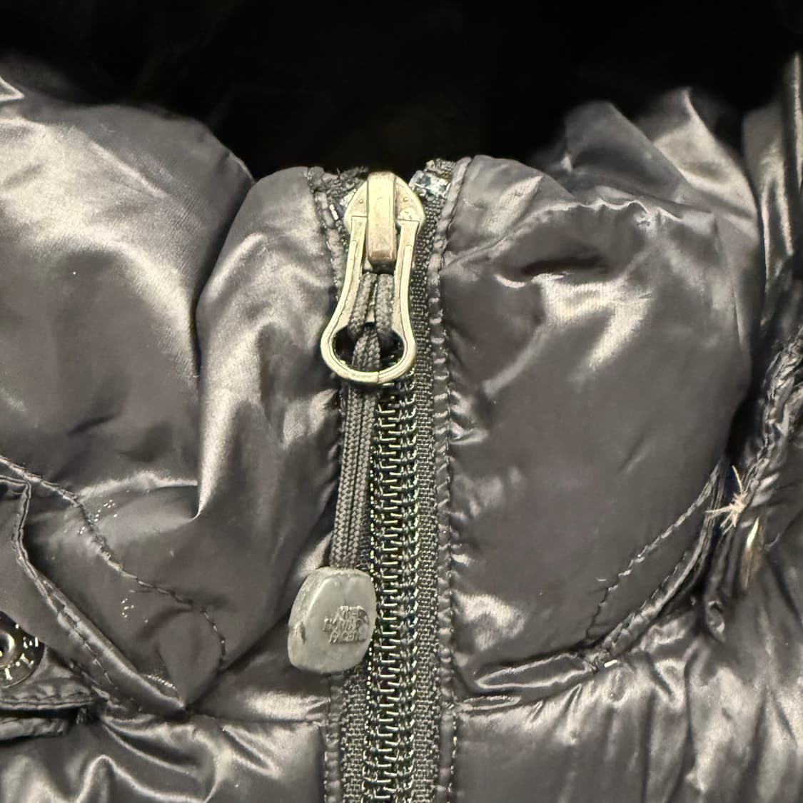 노스페이스 블랙 숏패딩 상품이미지5