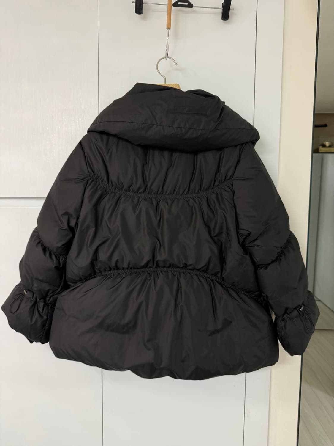 베라왕 여성 패딩 블랙 상품이미지2