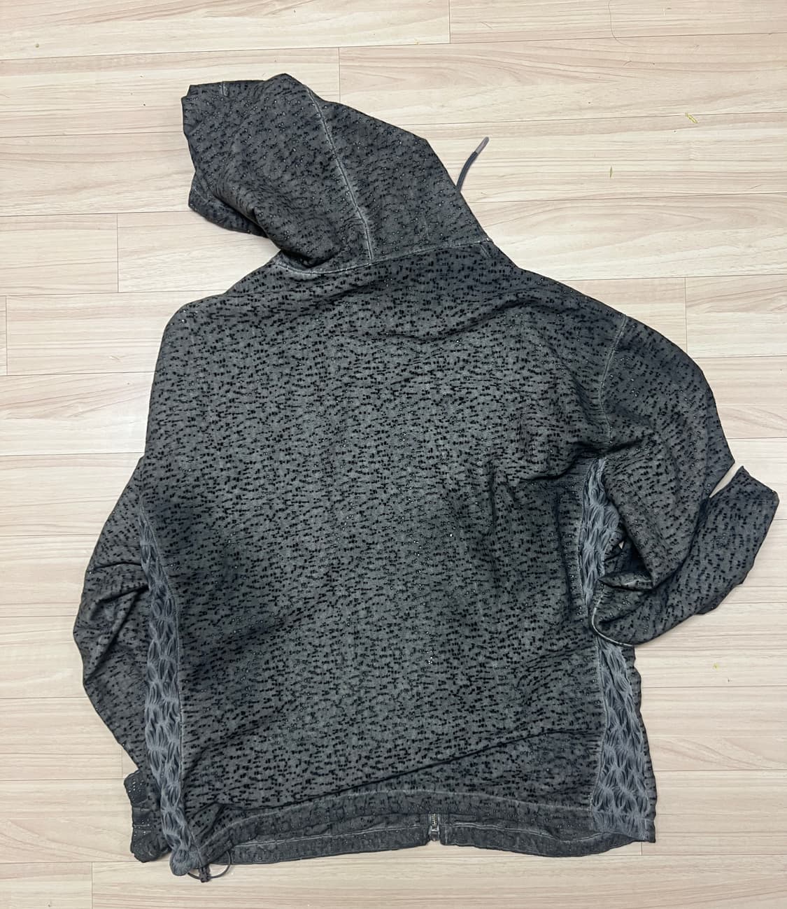 EP.7 01 HOODIE ZIP UP 상품이미지4