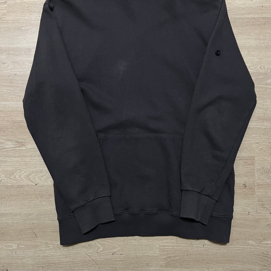 스톤아일랜드 시그니처 와펜 후드티 [차콜 그레이] L/100 상품이미지3