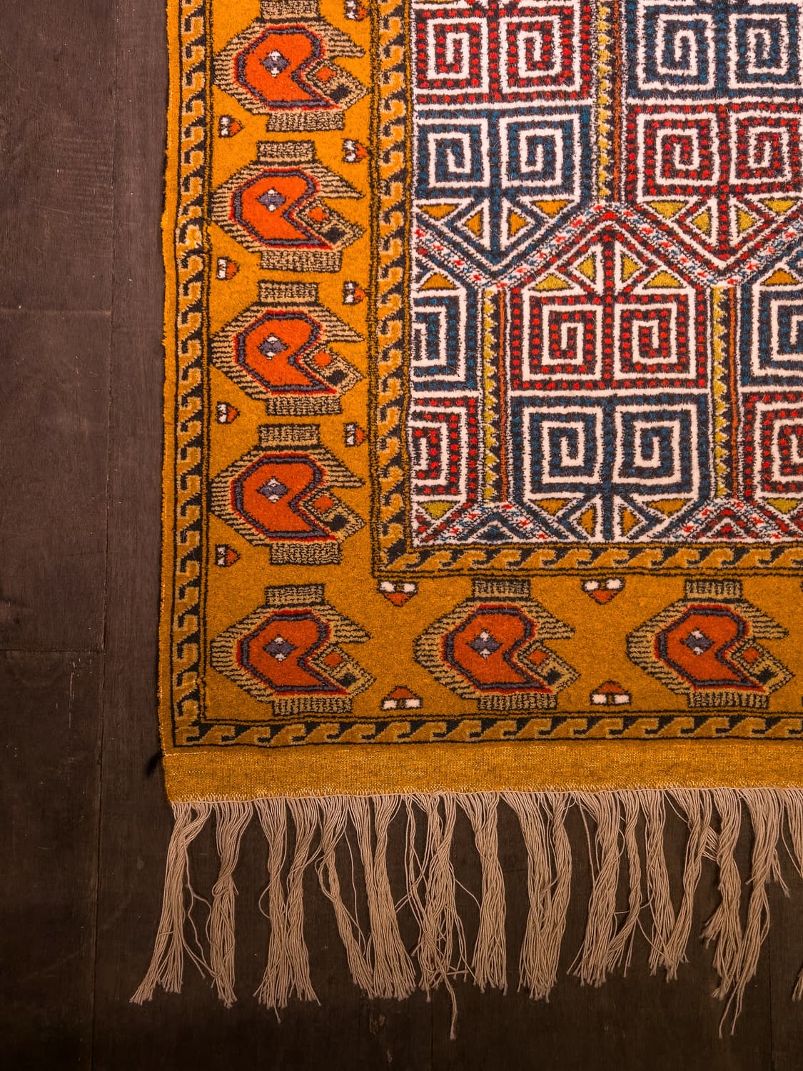 Turkmen Saffron Sun Tribal Rug 상품이미지5
