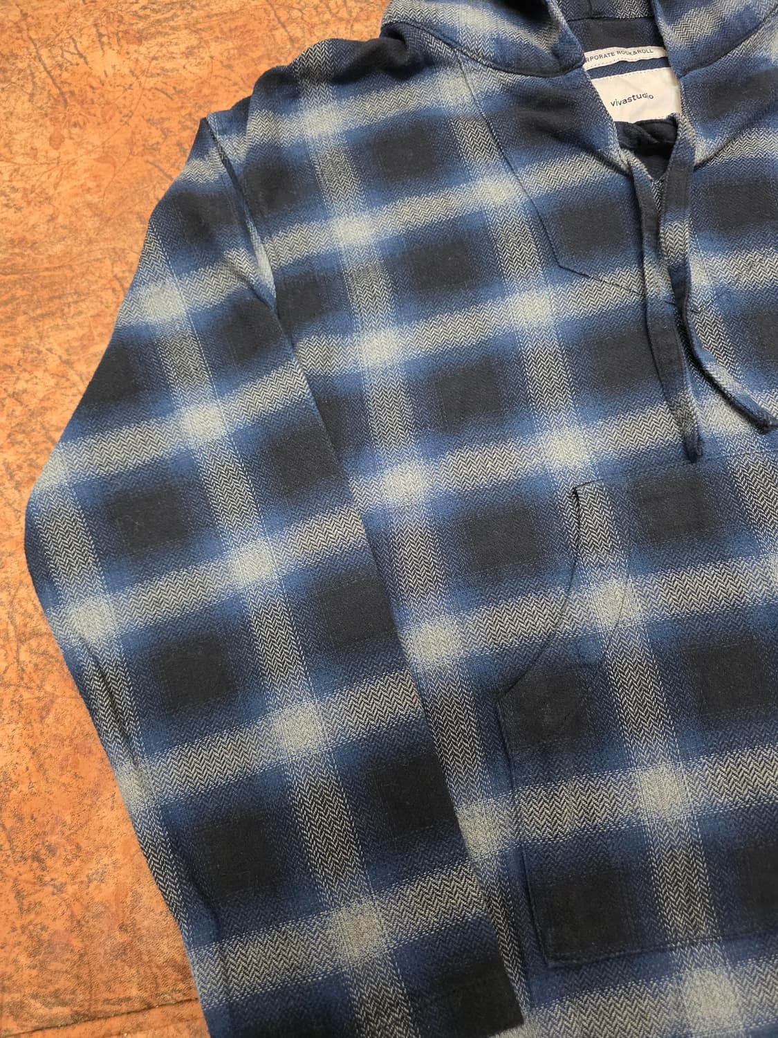 비바스튜디오 헤링본 체크 후드 셔츠 상품이미지3