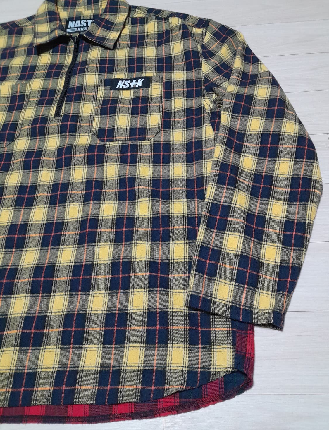 💥네스트킥 하프집업 체크 셔츠 (L)
 상품이미지5