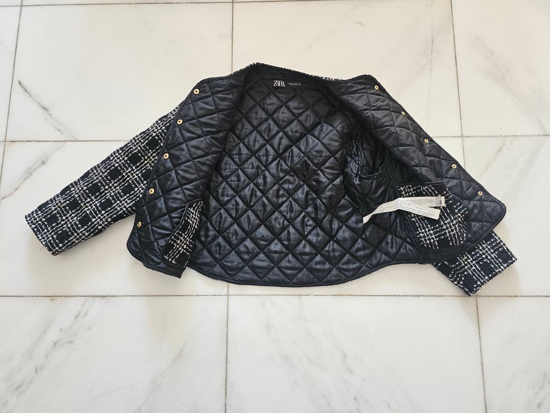 [ZARA] 자라 금장 체크 트위드 누빔 자켓 (M사이즈)
 상품이미지4