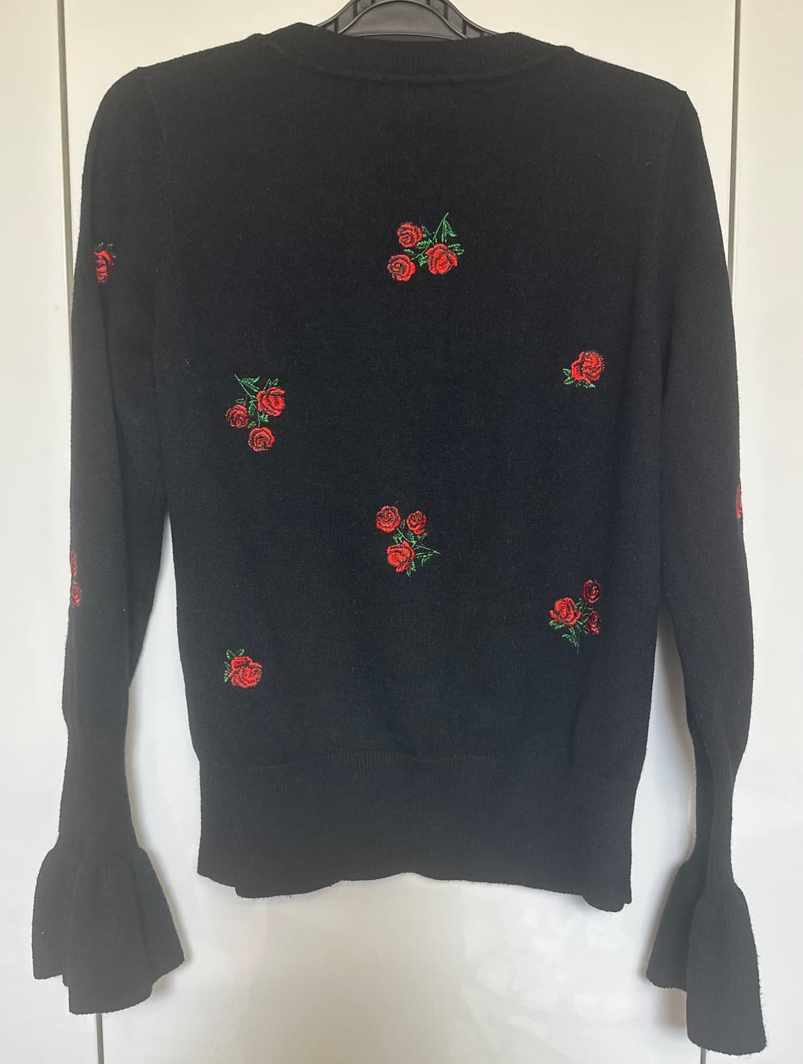 산드로 울캐시미어장미 자수 니트 상품이미지5