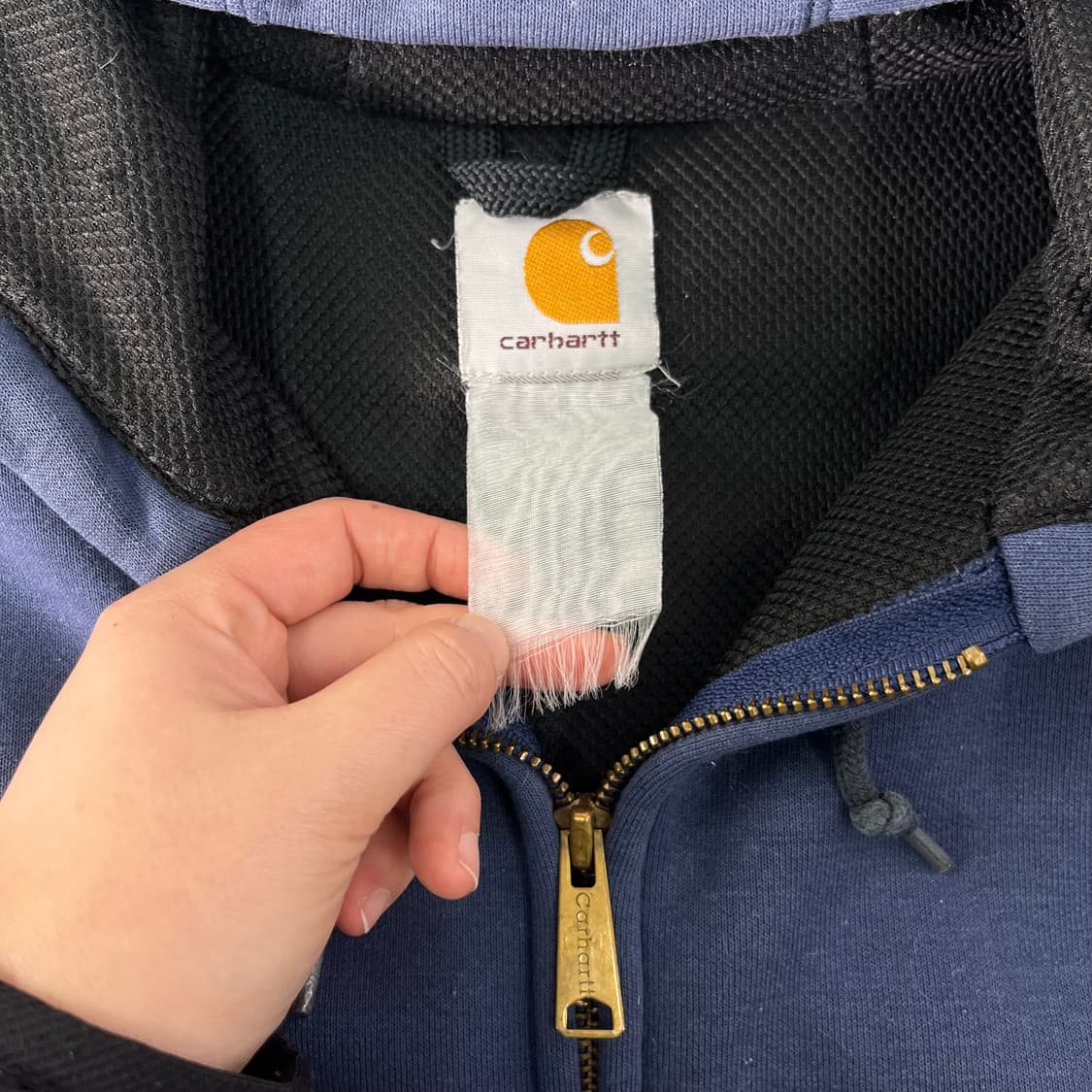 100 칼하트 네이비 써멀 후드집업 상품이미지2