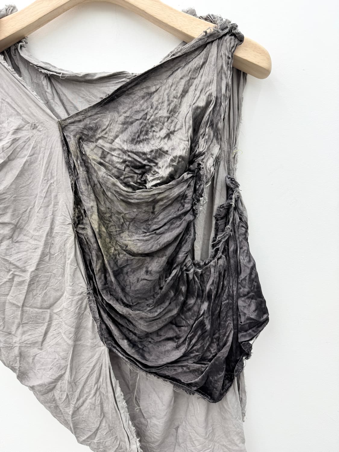 [TOILE] SILK DELICATE RUCHED TOP 상품이미지3