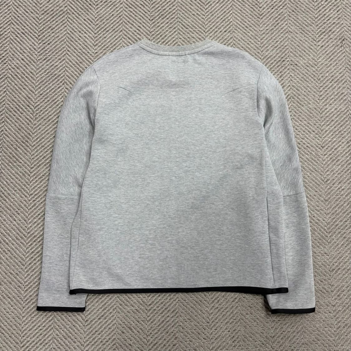 나이키 테크팩 맨투맨 v1646 상품이미지2