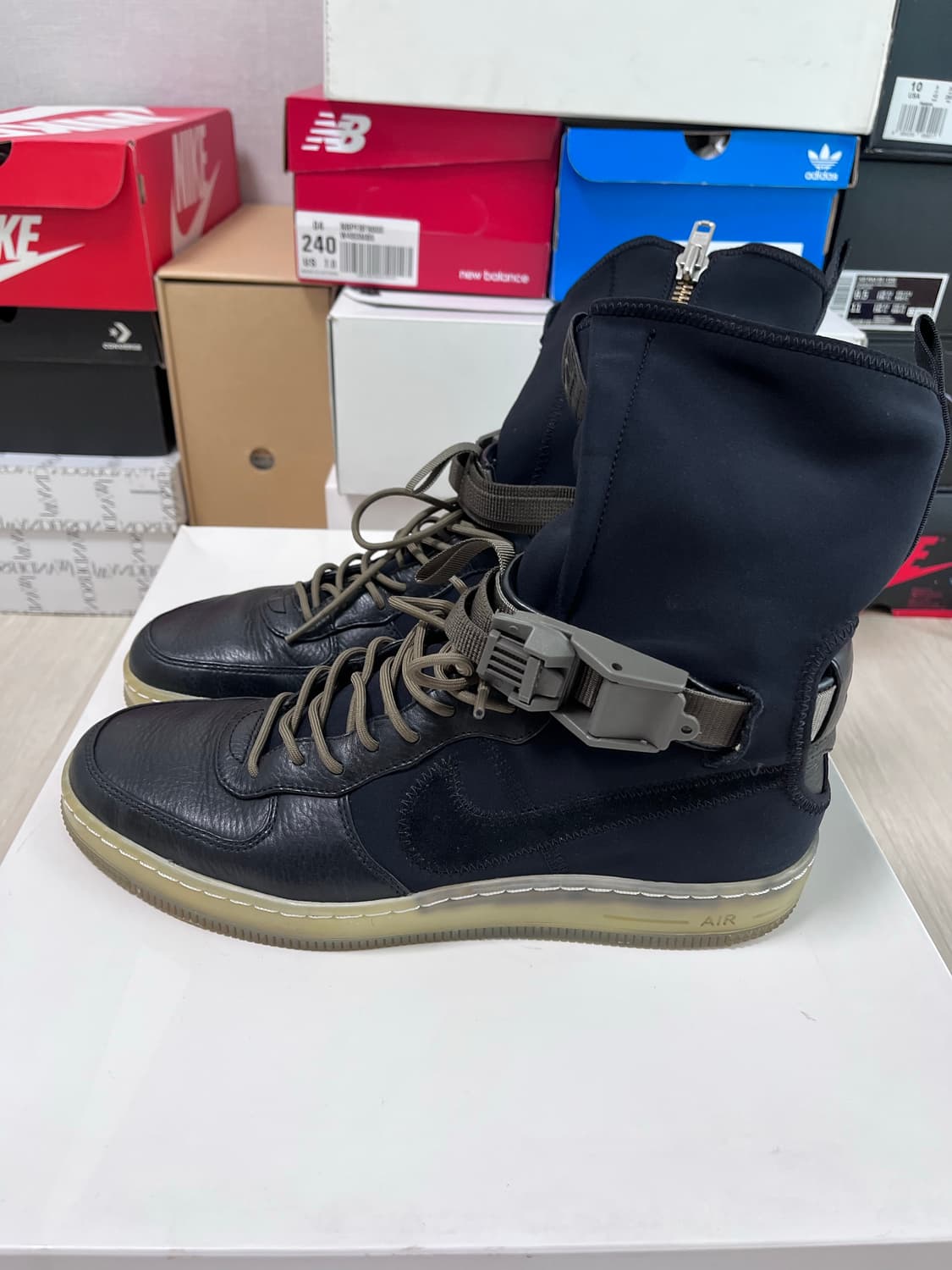 나이키 x 아크로님 다운타운 포스 상품이미지3