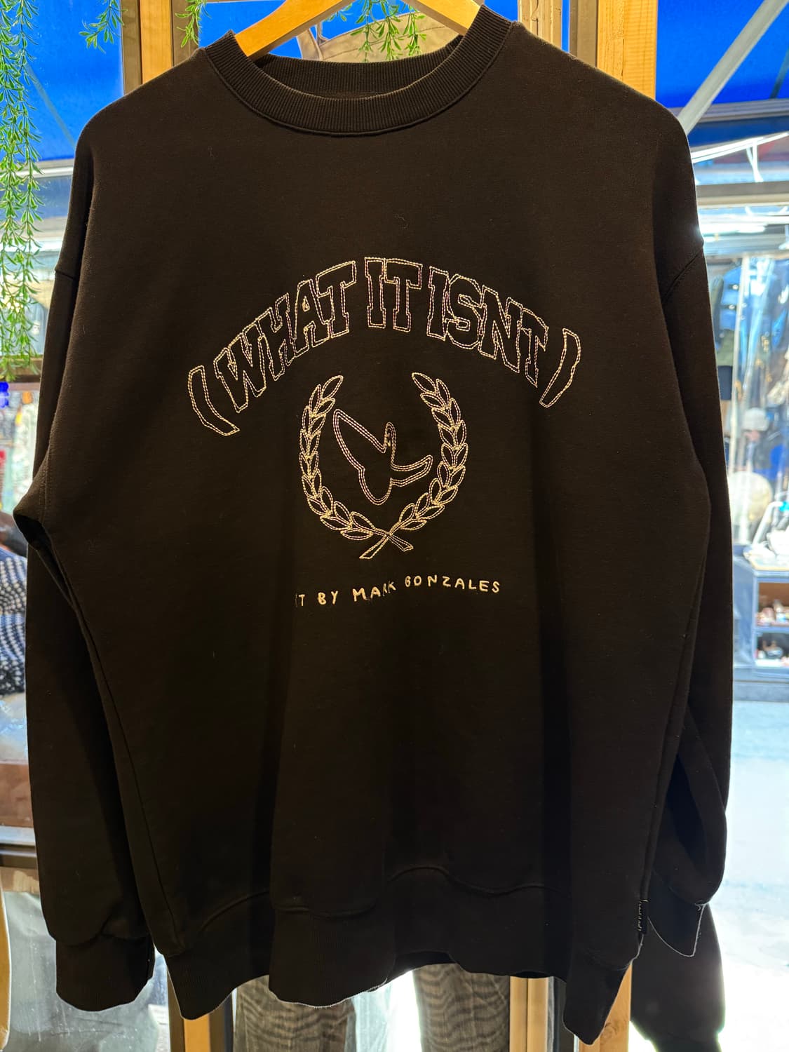 와키윌리 스티치 자수 맨투맨 상품이미지1