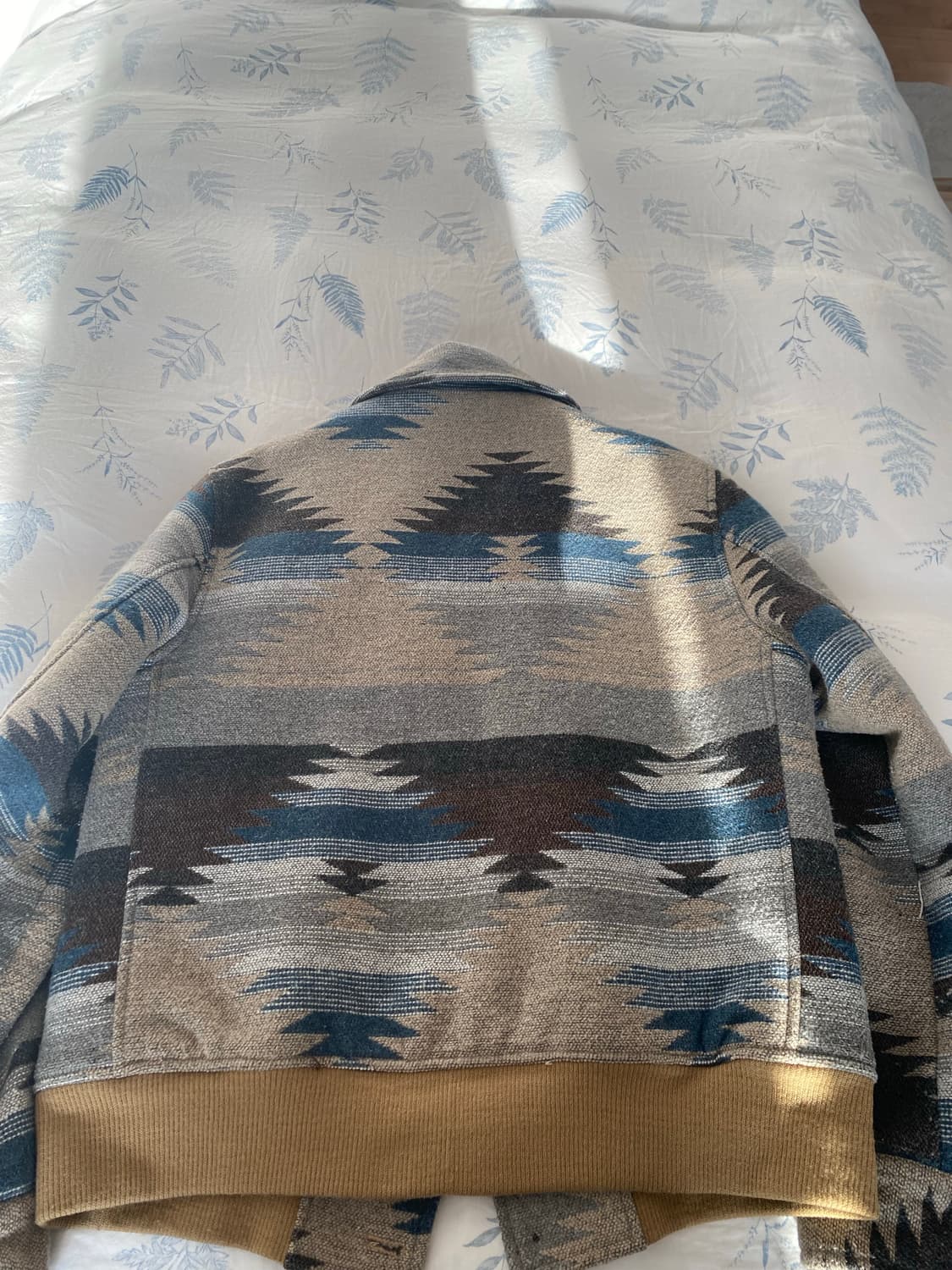 나바호패턴자켓 팝니다 상품이미지2