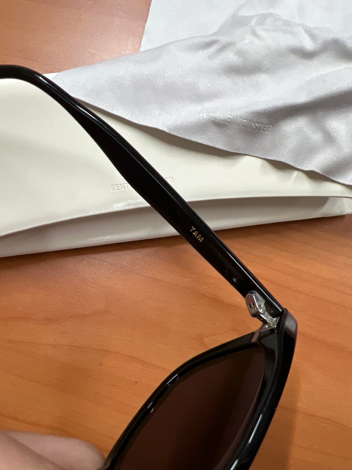 젠틀몬스터 탐 상품이미지2