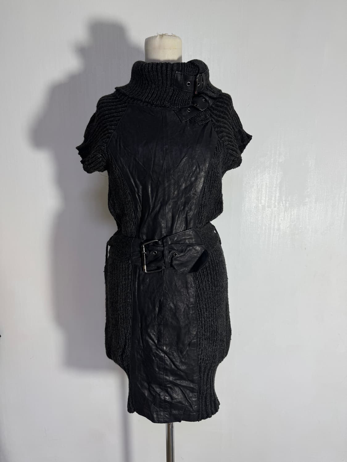 Siosi 양가죽 누벅 니트 원피스 하이브리드 다크웨어 아방가르드 상품이미지2