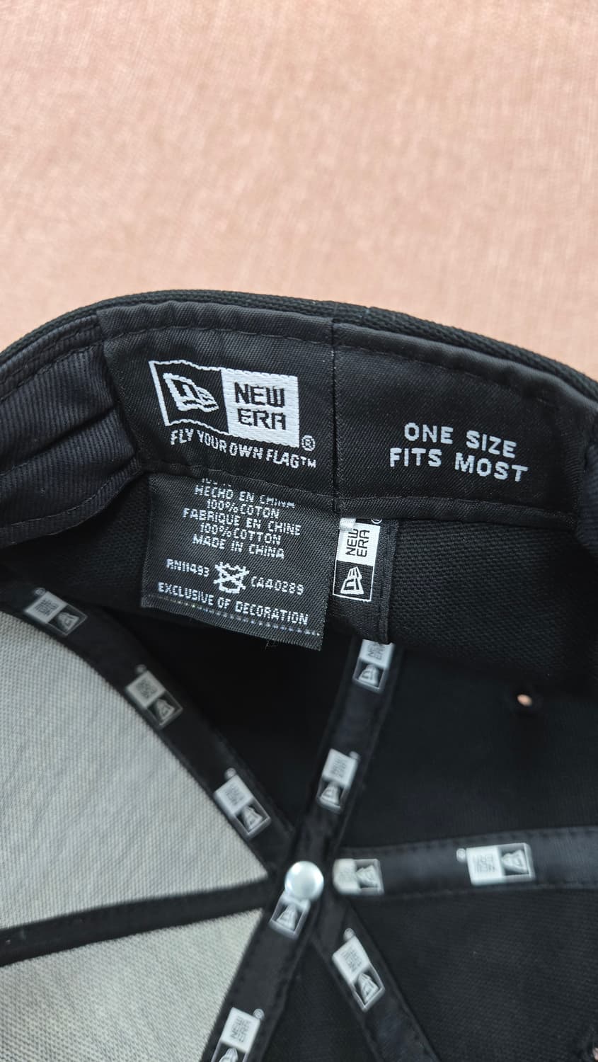 [정품] 뉴에라 NYC 자수 볼캡 블랙 (9FORTY/상태 최상) 상품이미지7