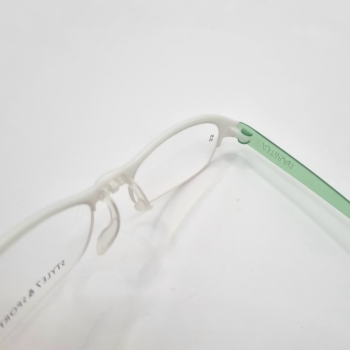 데드스탁  초경량 기능성 반무테 369 상품이미지6