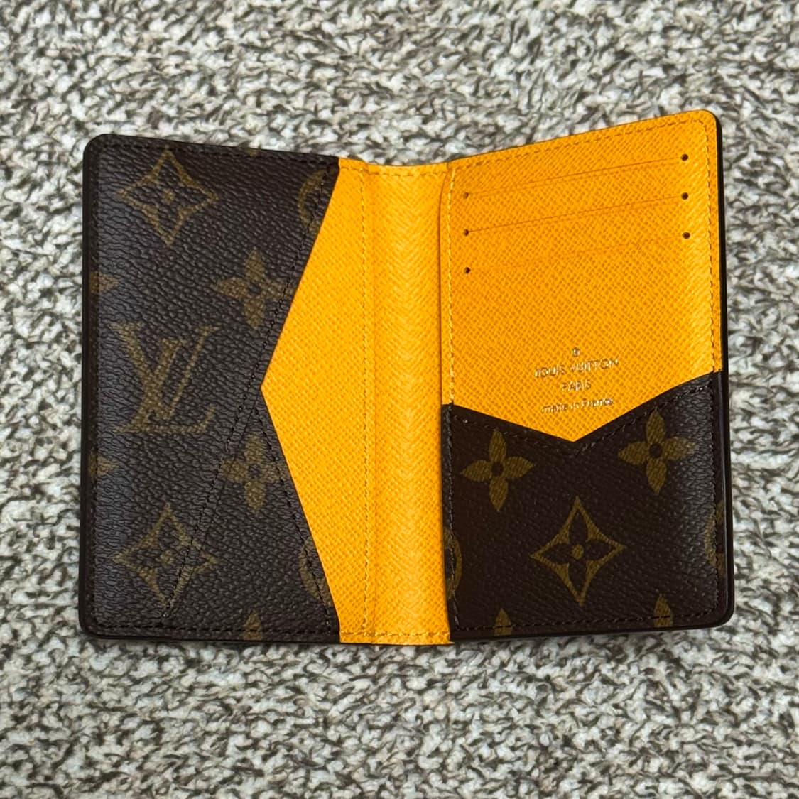 루이비통 오거나이저 컬러마니아 옐로우 카드지갑 상품이미지4