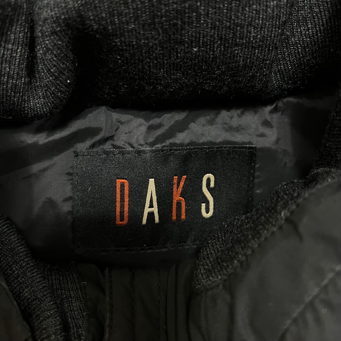 닥스 골프 여성 구스다운 스탠드넥 미디엄 롱패딩 점퍼 [블랙] M/95 상품이미지5