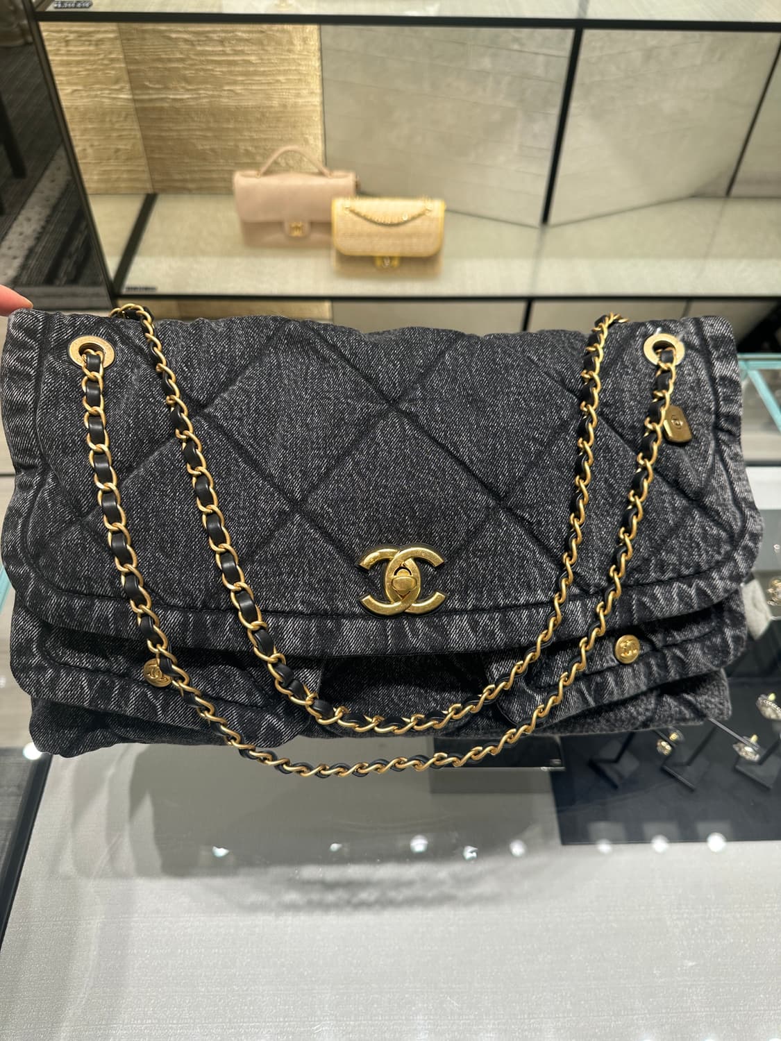 샤넬 25FW맥시플렙백 상품이미지3