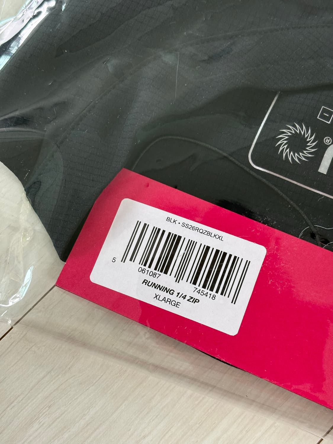 uvu 1/4 하프집업  XL 새상품 상품이미지2