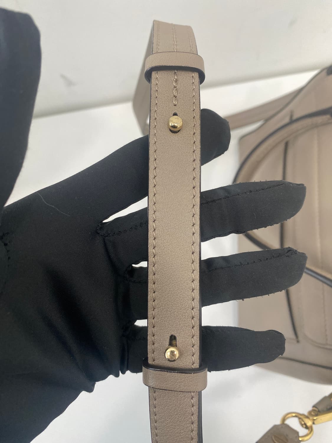 끌로에 페이데이 토트백 상품이미지8