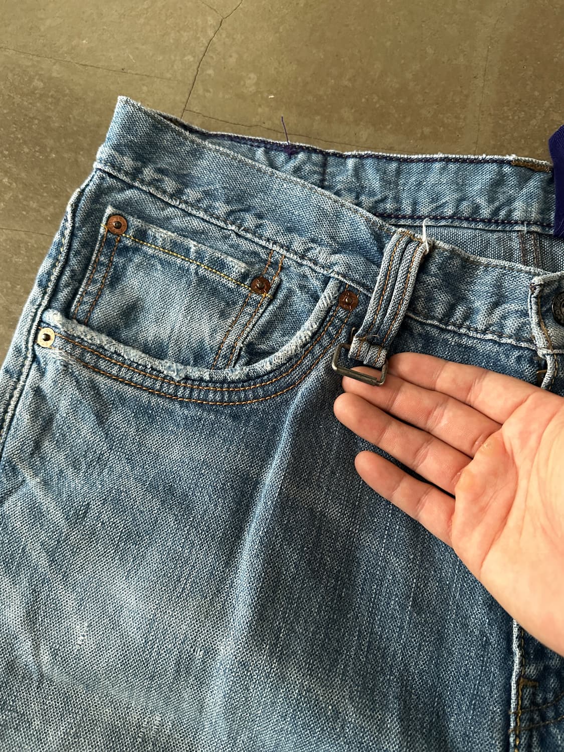 Levis 709 유틸리티 디테일 퍼플라이닝 데님 팬츠 상품이미지6