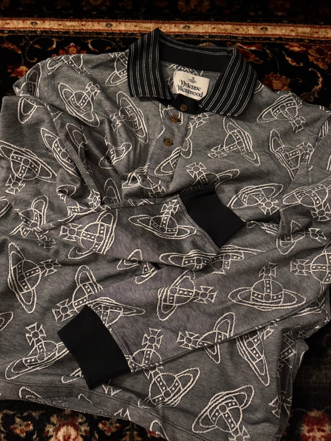 정품 비비안웨스트우드 카라티 상품이미지3