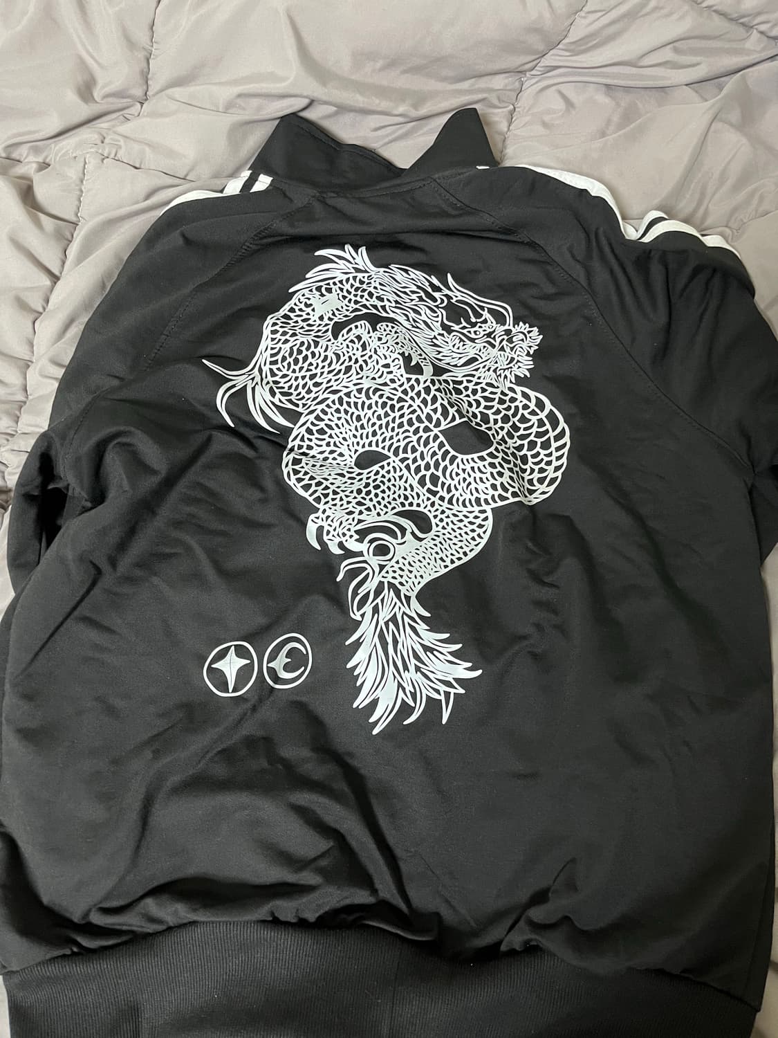 떠그클럽 아디다스 트랙탑 상품이미지2