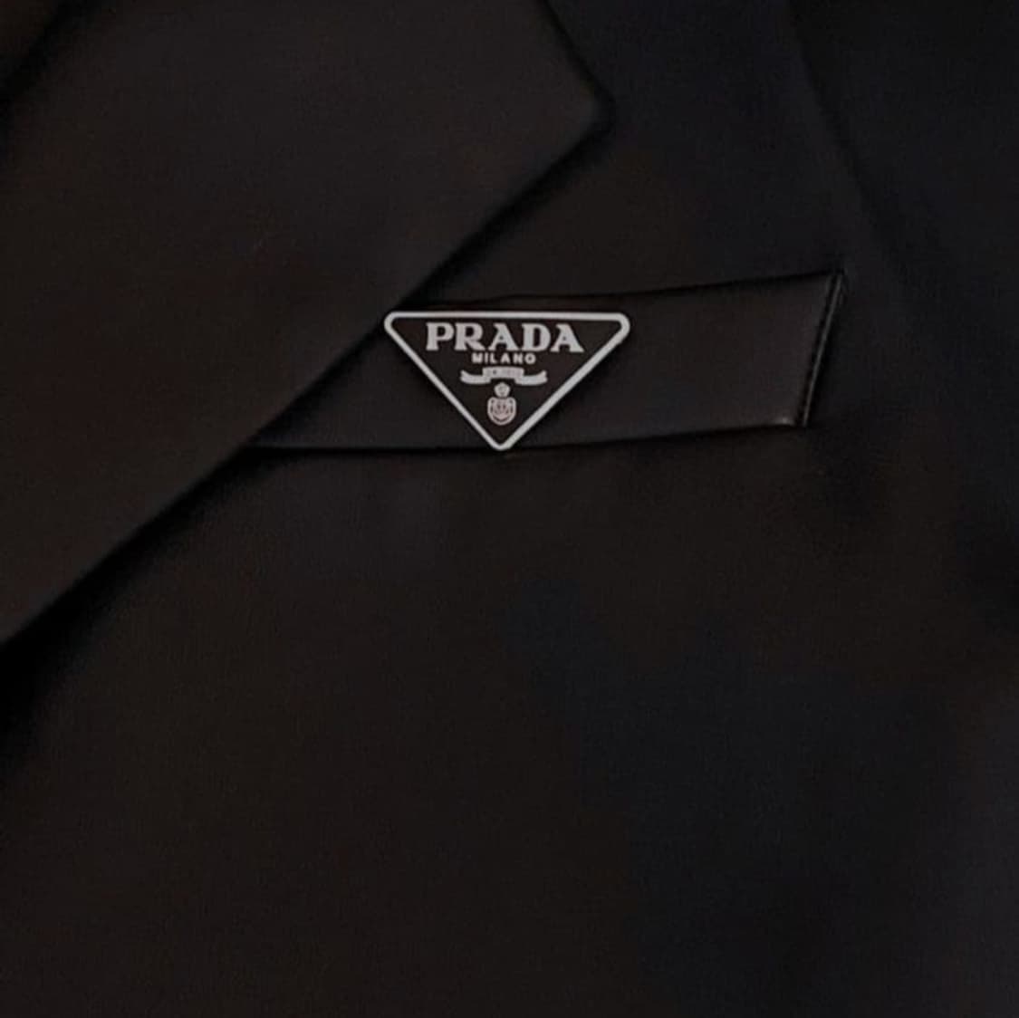 프라다 빈티지 업사이클링 메탈 브로치 넥타이핀 상품이미지2
