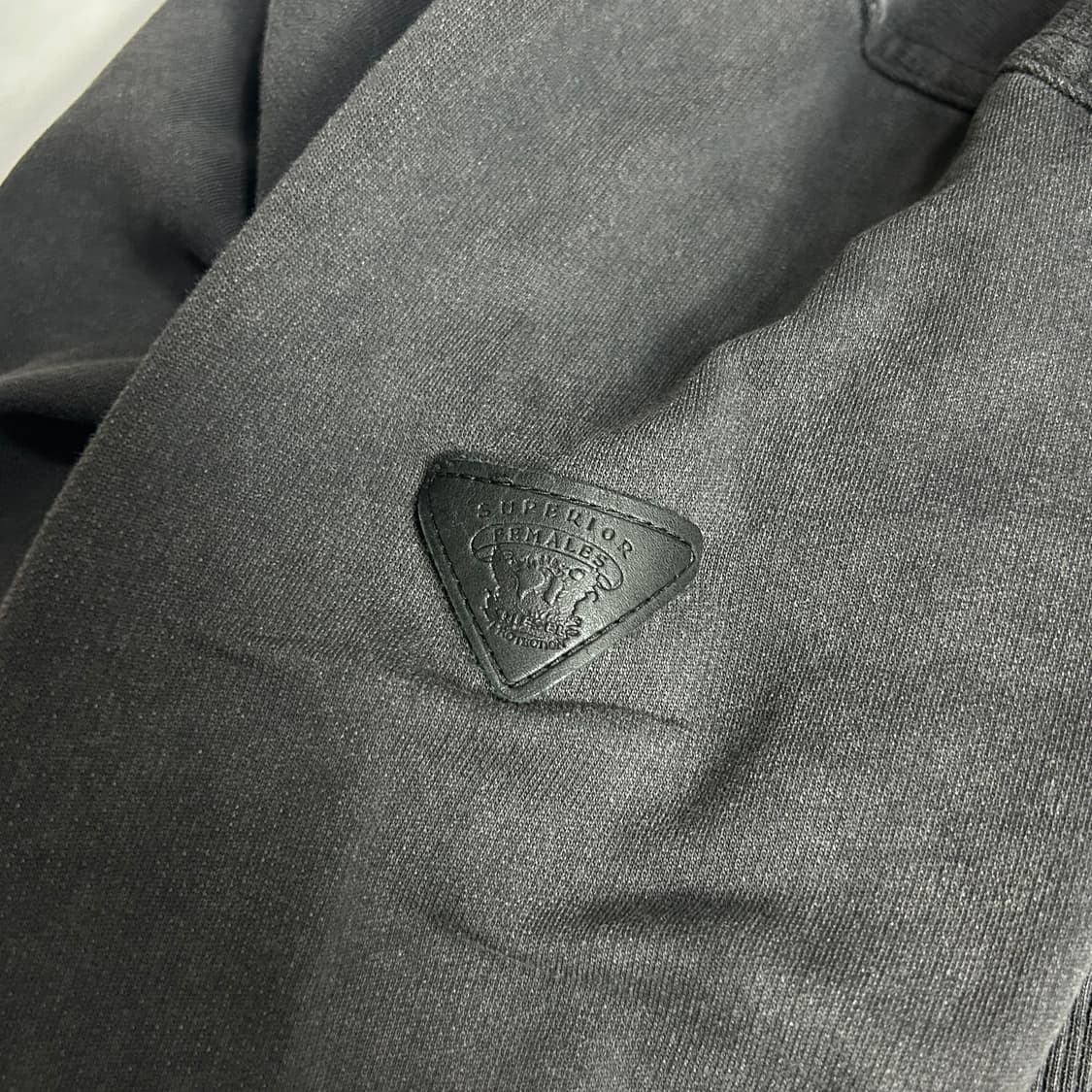 [DIESEL] 디젤 비대칭 크롭 후드 상품이미지4