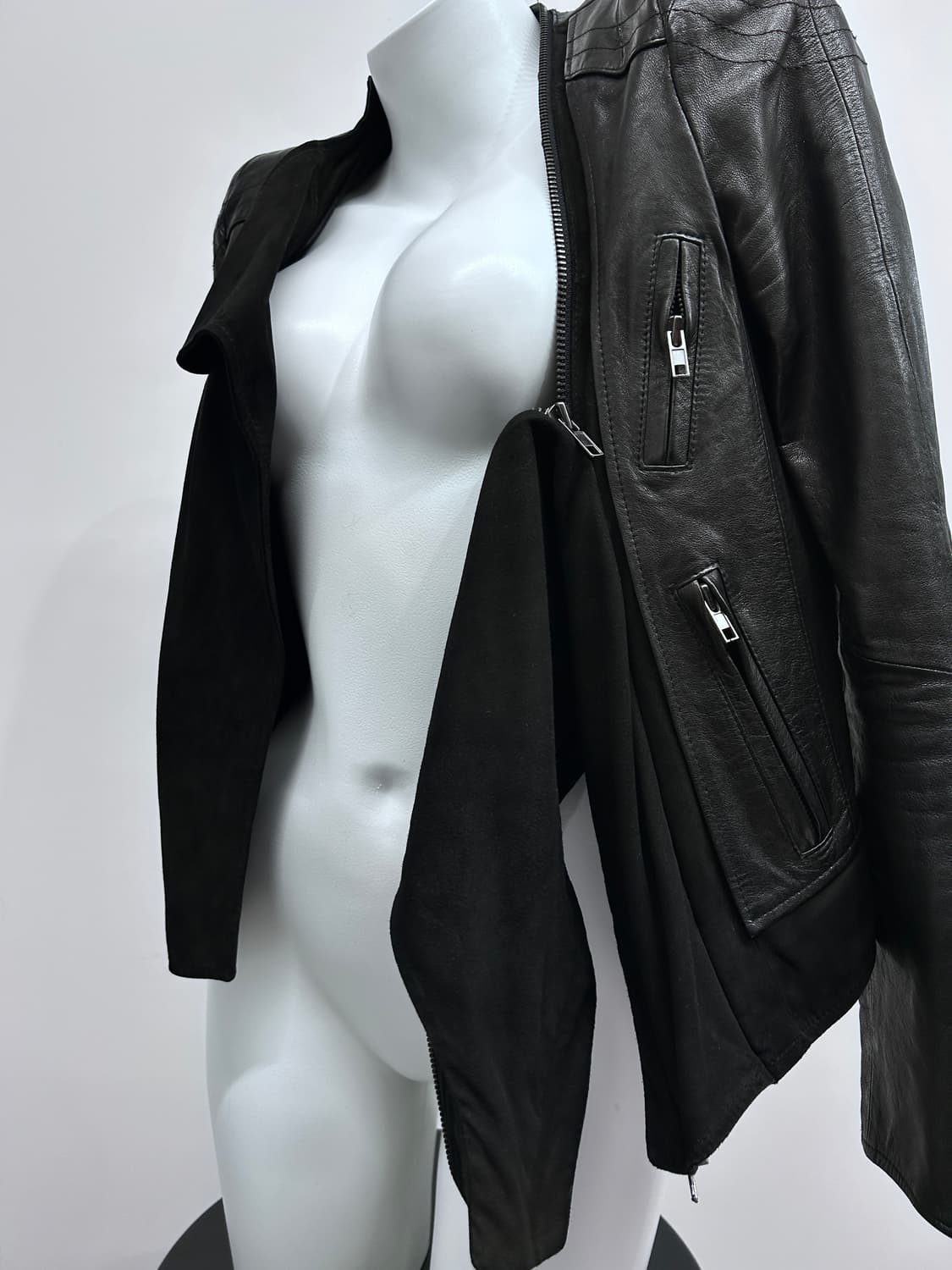 드레이프 넥 풀 오버 지퍼 램스킨 자켓 상품이미지7