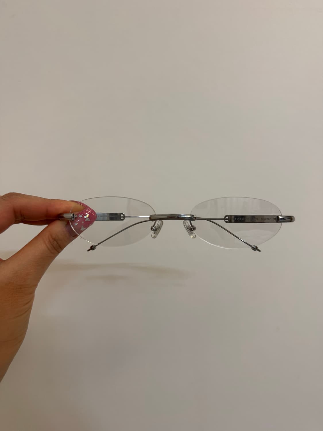 젠틀몬스터 x 메종마르지엘라 MM217 실버 클리어 / 1회 착용 상품이미지2