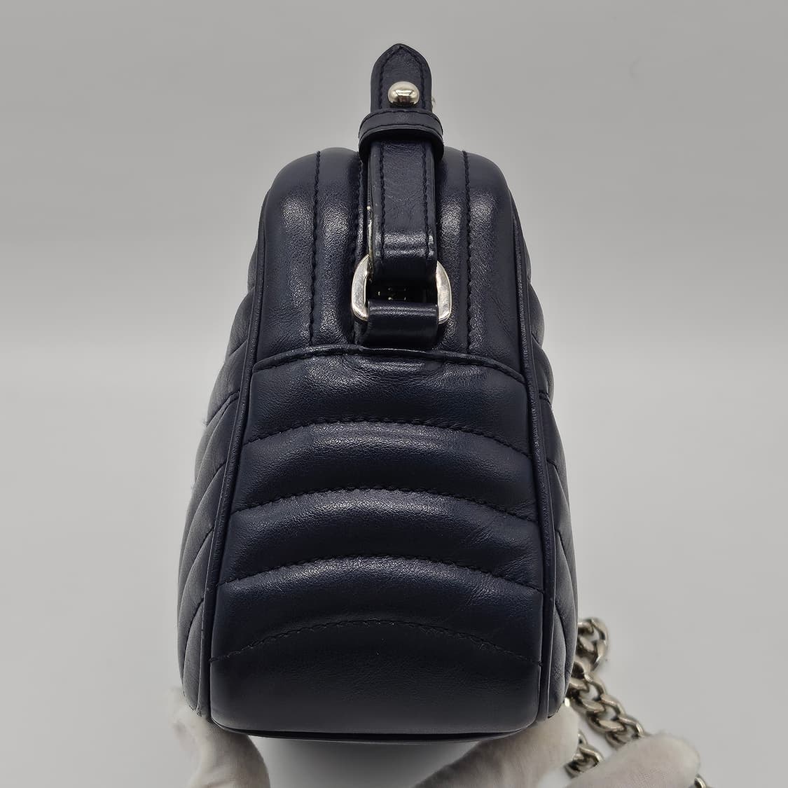 정품 프라다 다이아그램 체인 크로스백 상품이미지4