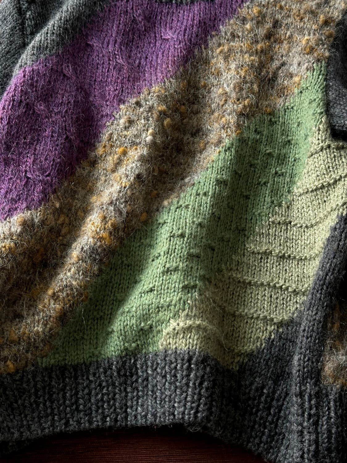 Boucle panel design pattern wide knit 상품이미지7