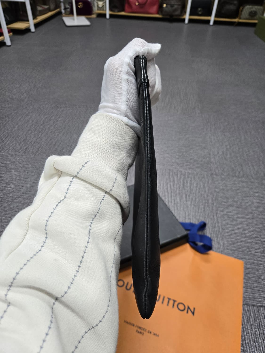 [특가][정품] 루이비통 쉐도우 클러치백 상품이미지5