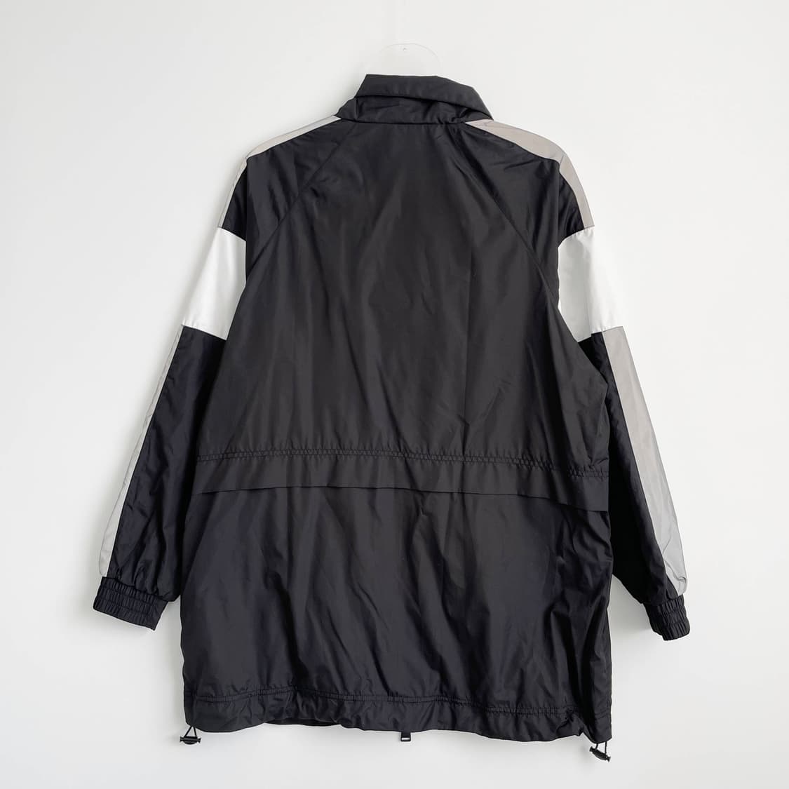 F2 DKNY 디케이앤와이 바람막이 100사이즈 상품이미지3