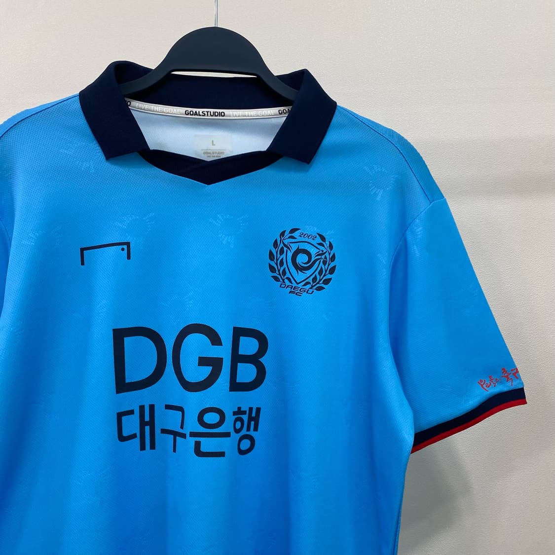 대구FC 2023 골스튜디오 노마킹 홈 유니폼 상품이미지3