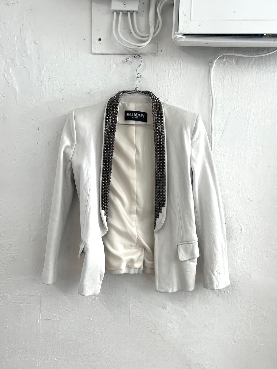 발망 2009SS 데카르넹 컬렉션 스터드 화이트 레더 자켓 상품이미지4